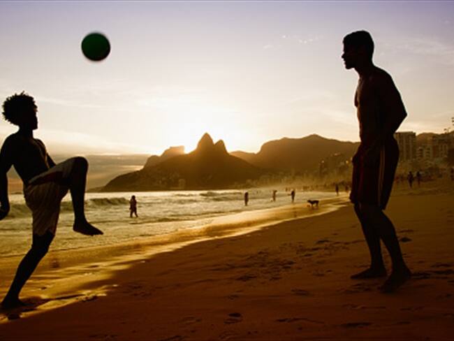 En Colombia nos falta una liga para el fútbol de playa: Santiago Alzate