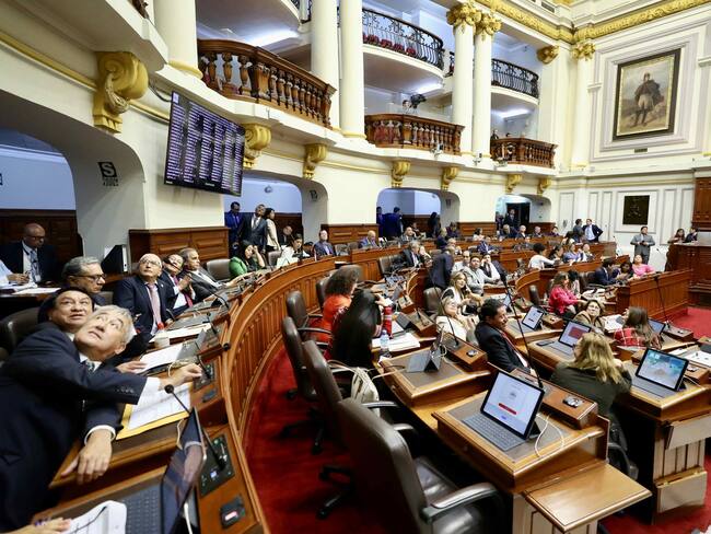 El Congreso peruano rechaza la admisión de dos mociones de destitución de Boluarte. Foto: EFE.