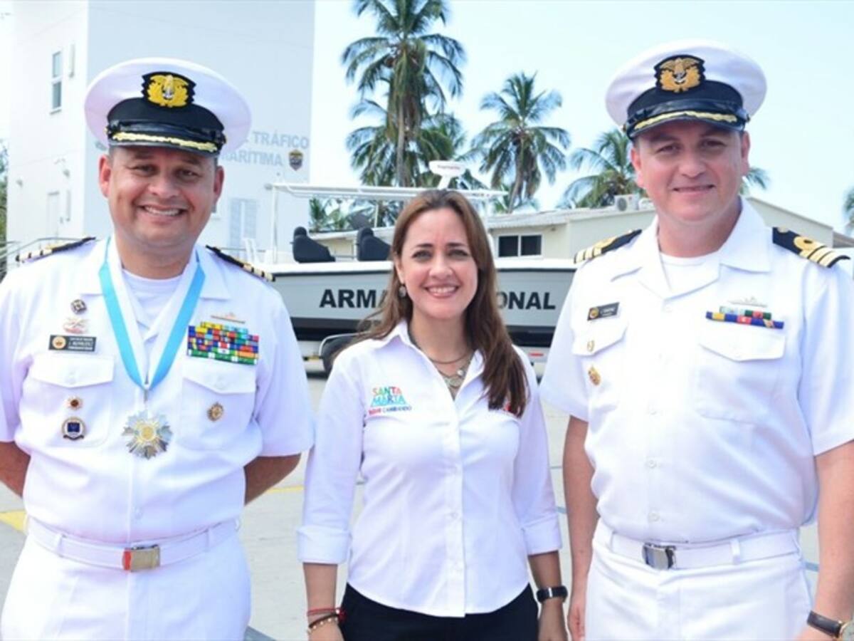 Relevo en estación de Guardacostas de Santa Marta