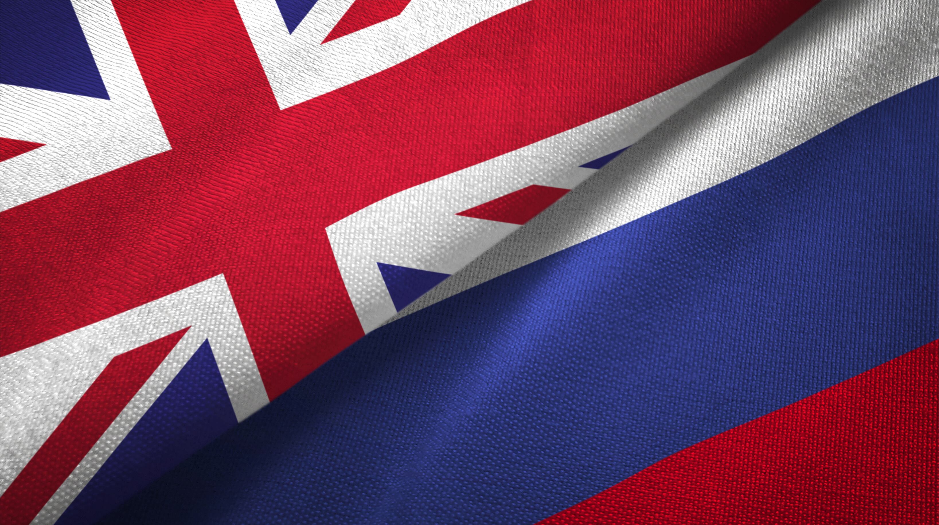 Bandera Reino Unidos y Rusia. I Foto: Getty Images.