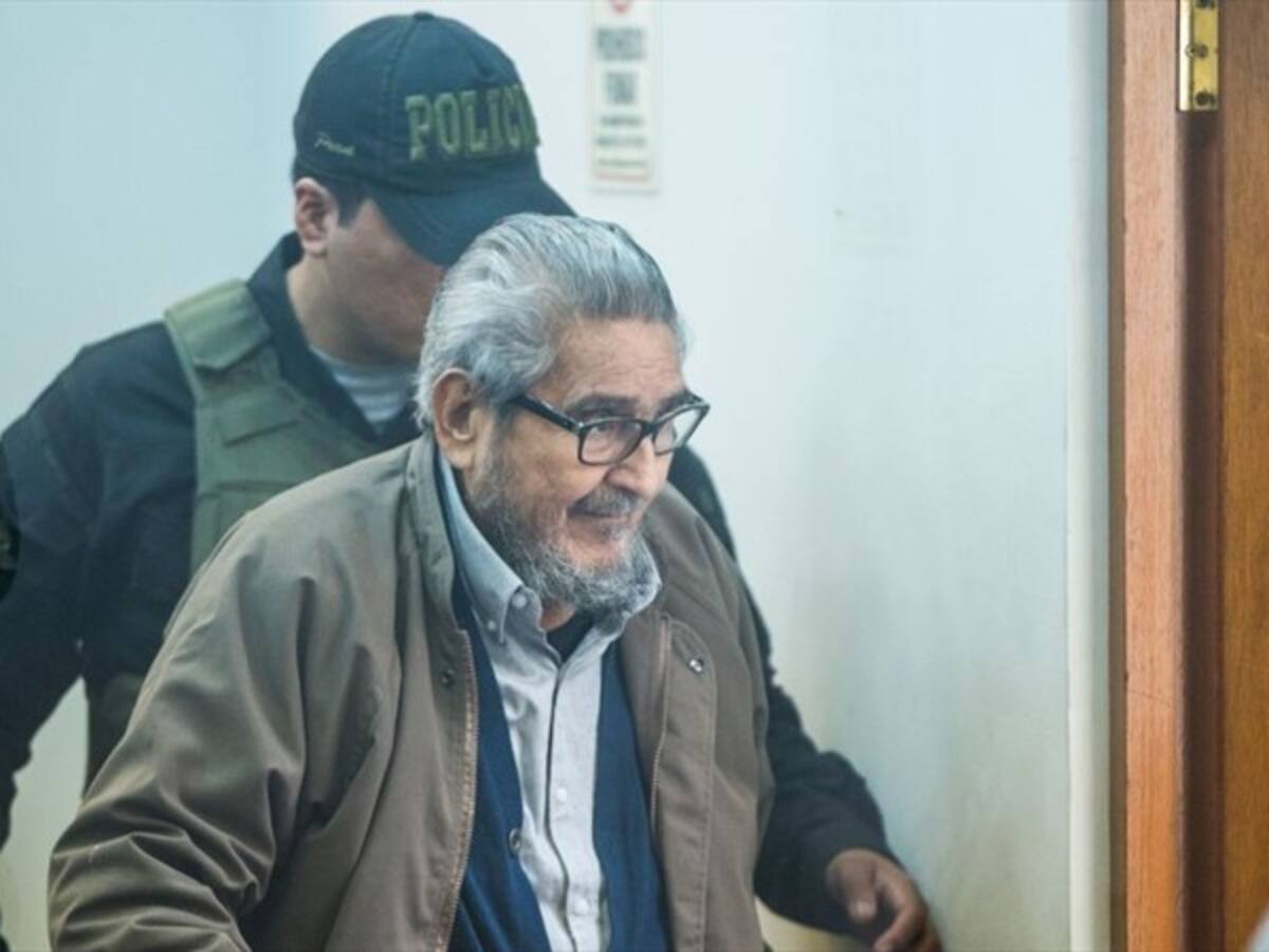 Necropsia realizada a Abimael Guzmán revela que murió por una neumonía