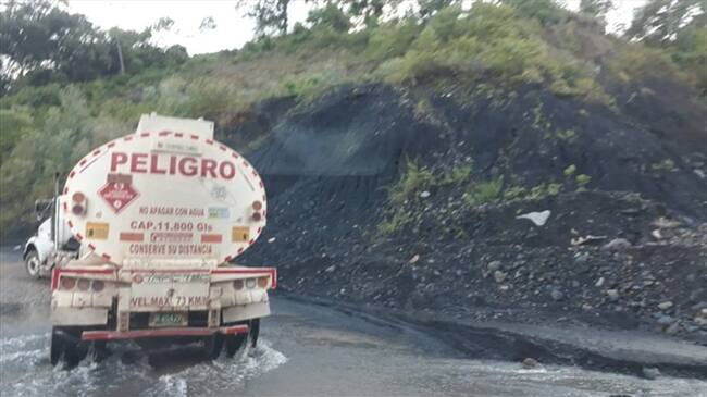Las dos vías alternas al llano se encuentran afectadas. La W
