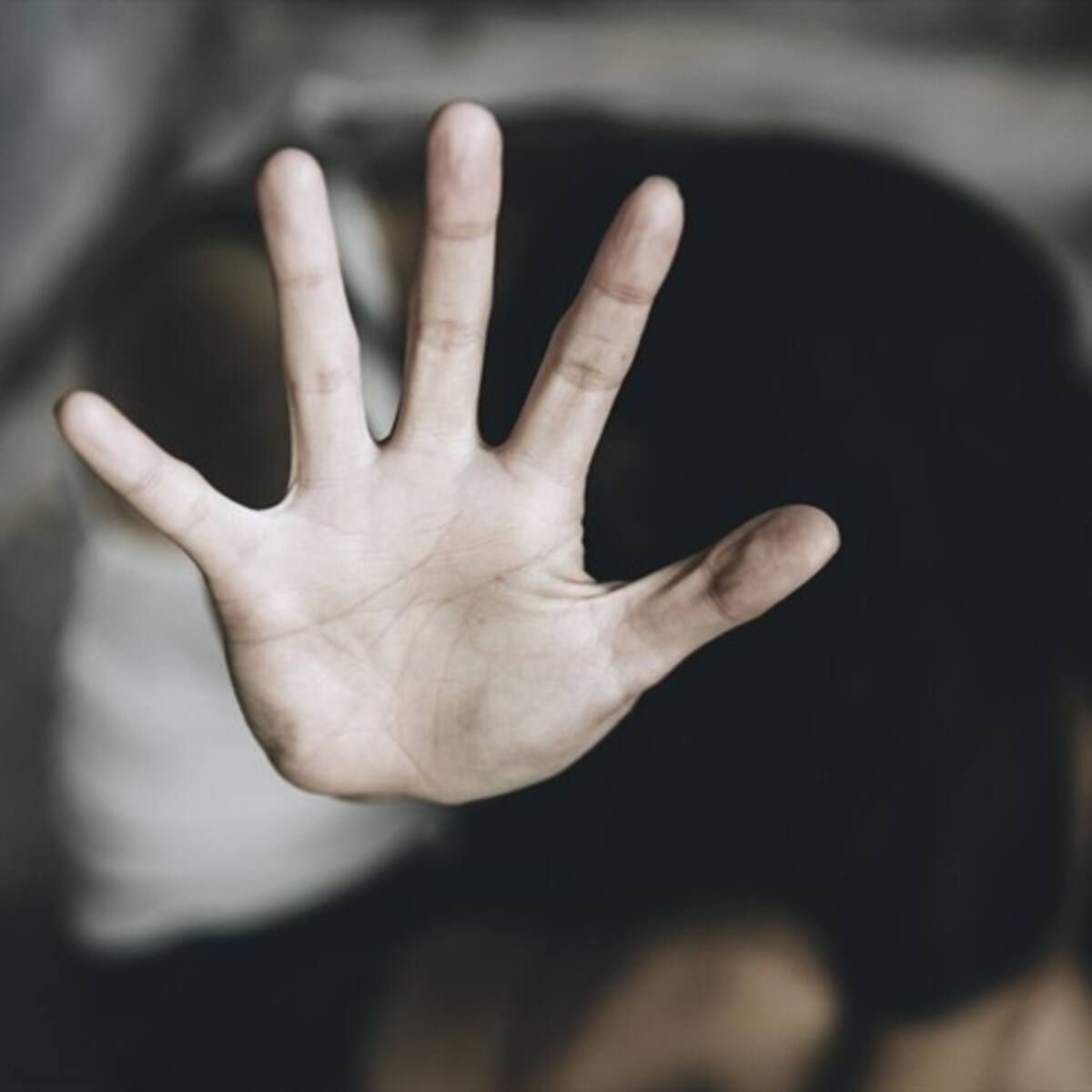 Investigan presunto abuso a niña de 13 años en colegio de Bogotá