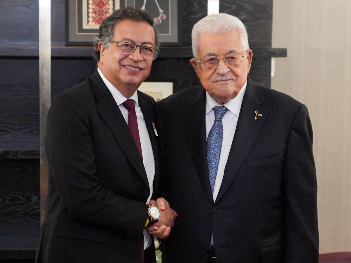 Petro se reunió con el presidente de Palestina, Mahmoud Abbas