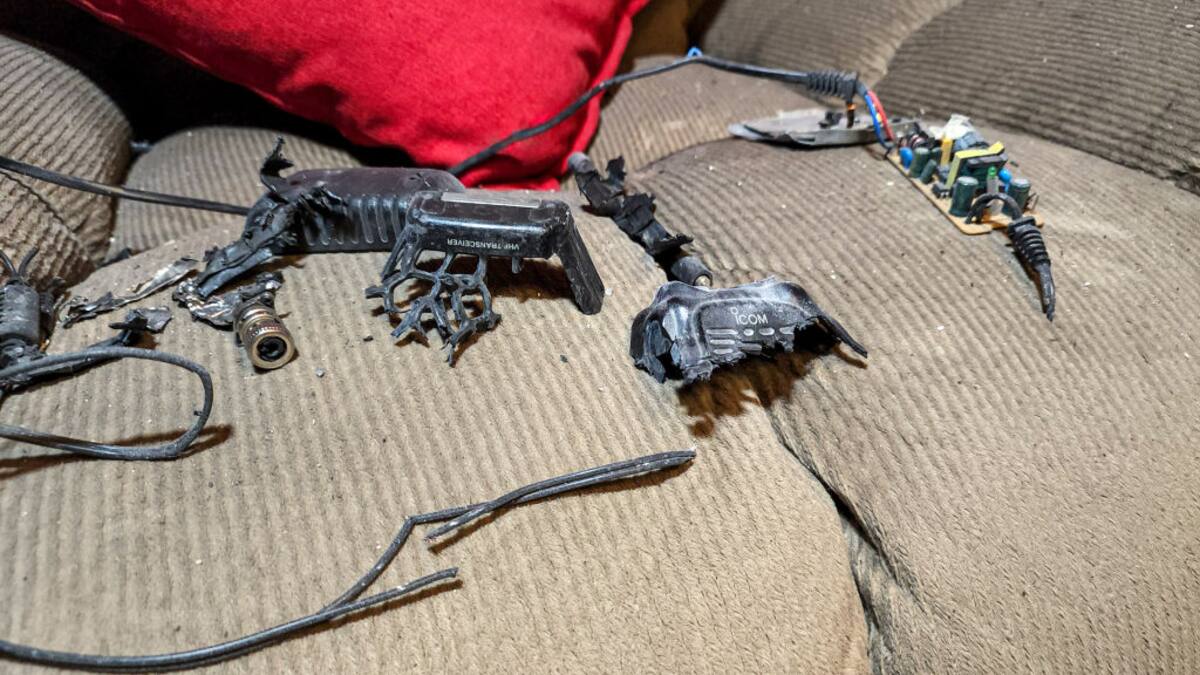 Los beepers que estallaron en el Líbano tenían cargas explosivas, según investigaciones