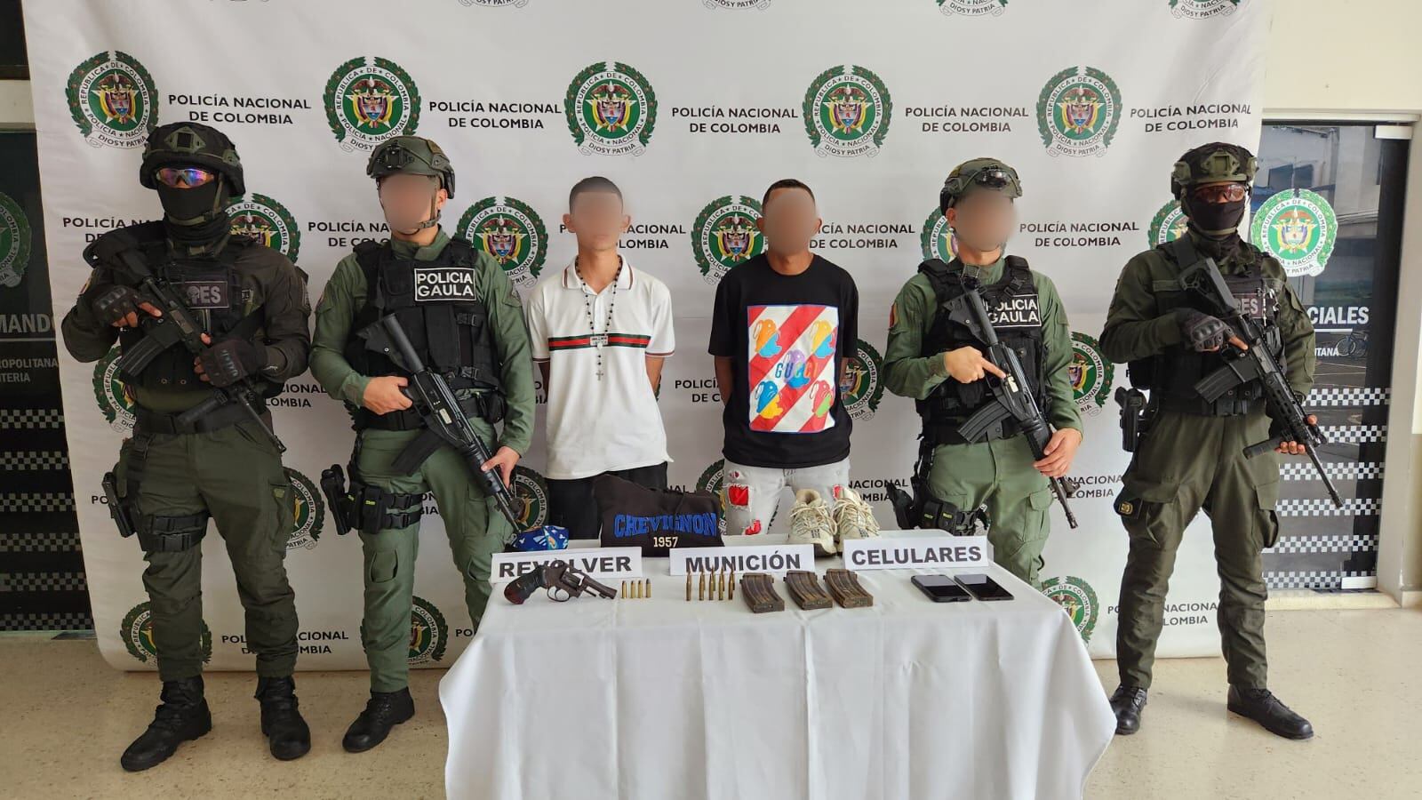 Capturan a dos presuntos implicados en ataques contra droguerías en San Pelayo, Córdoba. Foto: Policía Metropolitana de Montería.