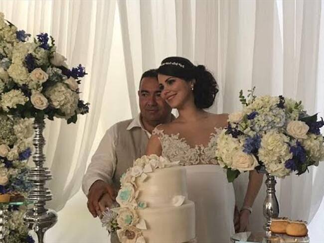 A la penitenciaria ingresaron elementos no autorizados como mesas, mantelería, arreglos florales, y velos. Foto: Cortesía Semana.