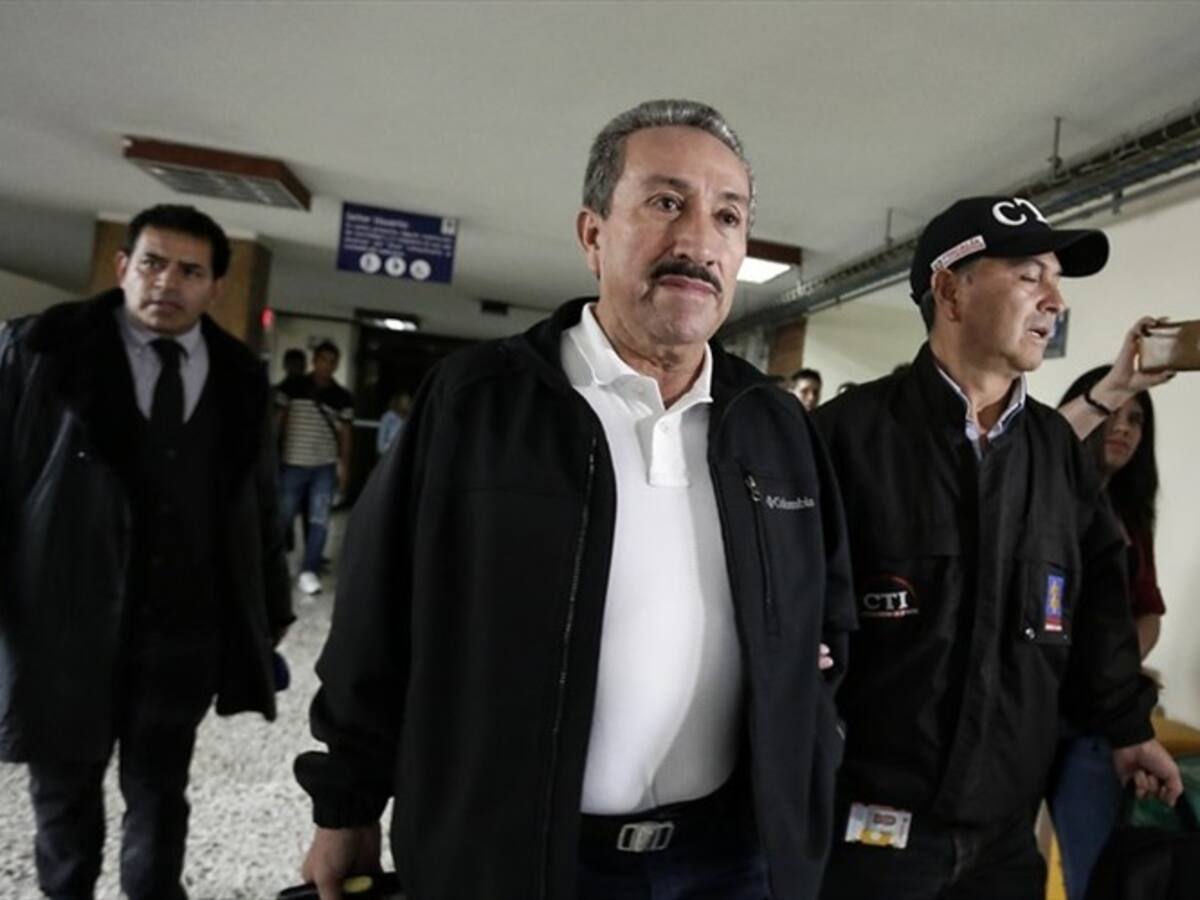 Tres vehículos de alta gama del coronel (r) Hugo Aguilar fueron incautados