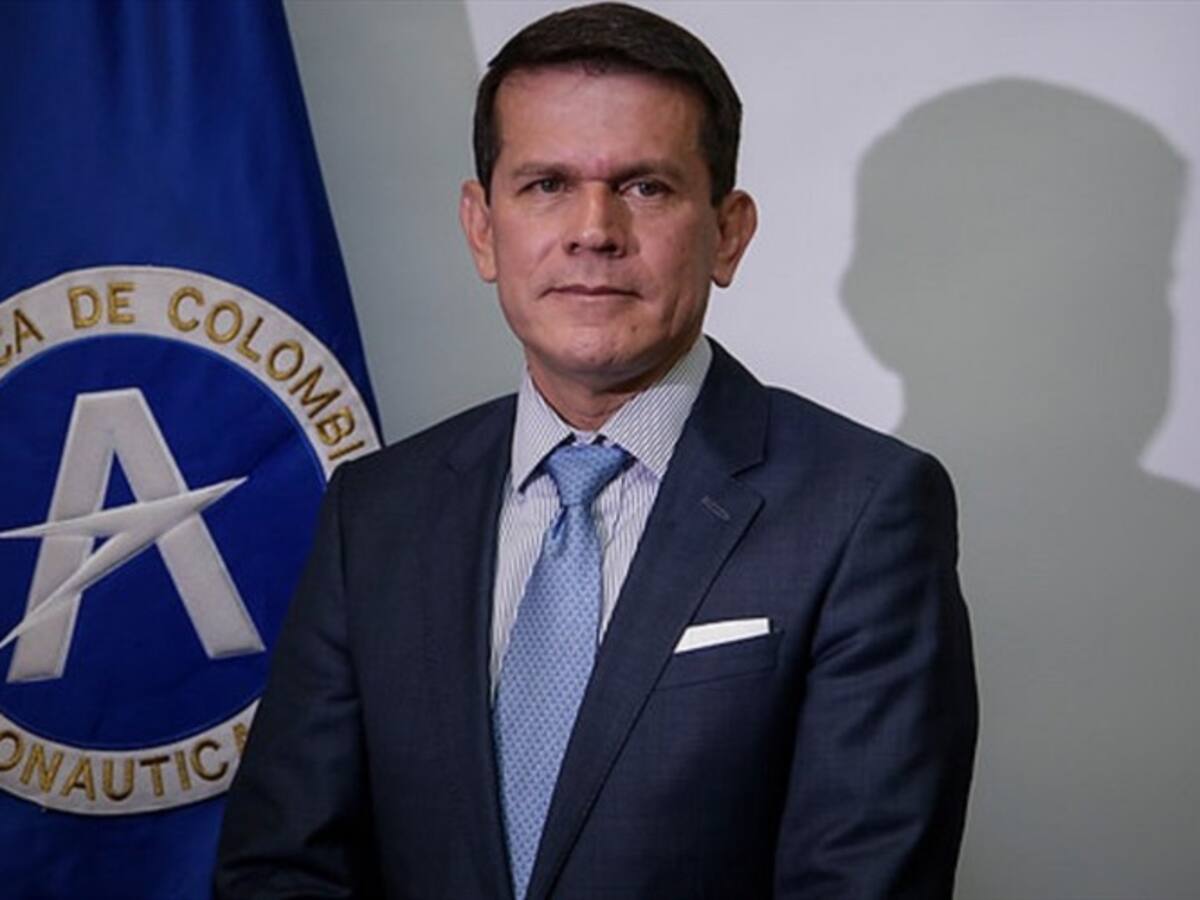 Santos acepta la renuncia de Alfredo Bocanegra a la Aerocivil