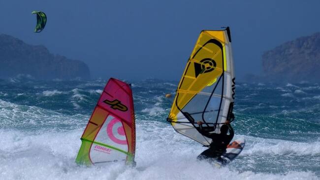 La competencia atrae a más de 100 deportistas de windsurf y kitesurf del Caribe, Estados Unidos, Europa y América Latina.. Foto: Getty Images