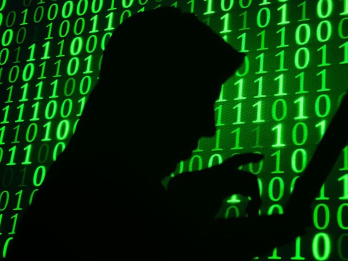 Video: Anonymous le declaró una “ciberguerra” a Rusia por operación militar en Ucrania