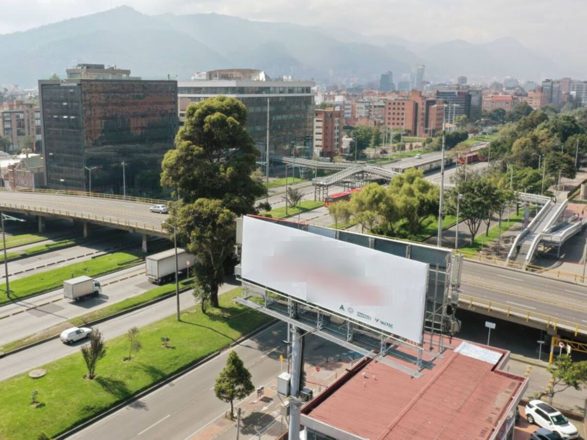 Adiós a los afiches de políticos en espacio público: Alcaldía reguló publicidad para candidatos