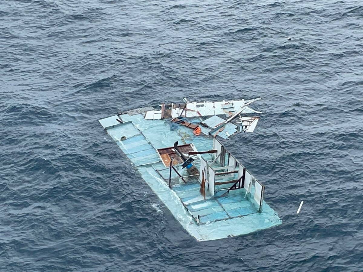 Armada se pronuncia tras naufragio de embarcación en el Pacífico: ¿qué dijeron?