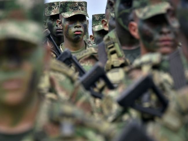 Militares y policías son tratados como ciudadanos de segunda: Jhon Milton Rodríguez