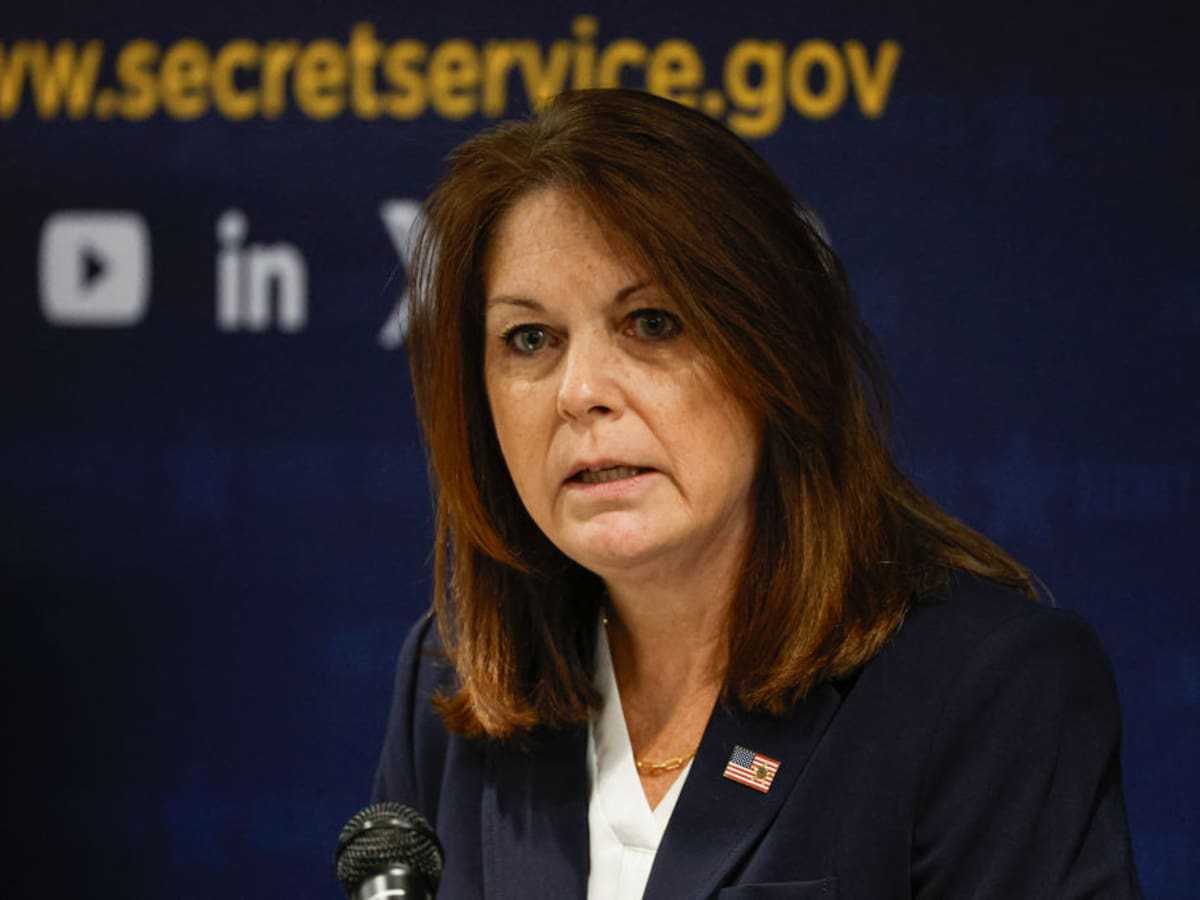 Jefa del Servicio Secreto asumió responsabilidad por ataque contra Donald Trump