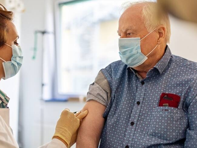 Antes del 20 de febrero se pondrá la primera vacuna en Colombia, dice Minsalud