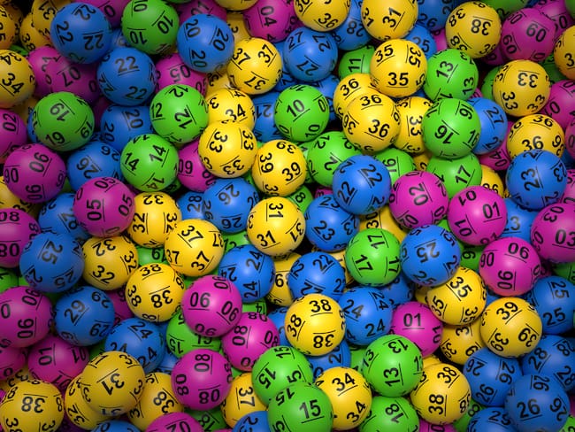 Imagen de referencia de balotas de lotería. Foto: Getty Images.
