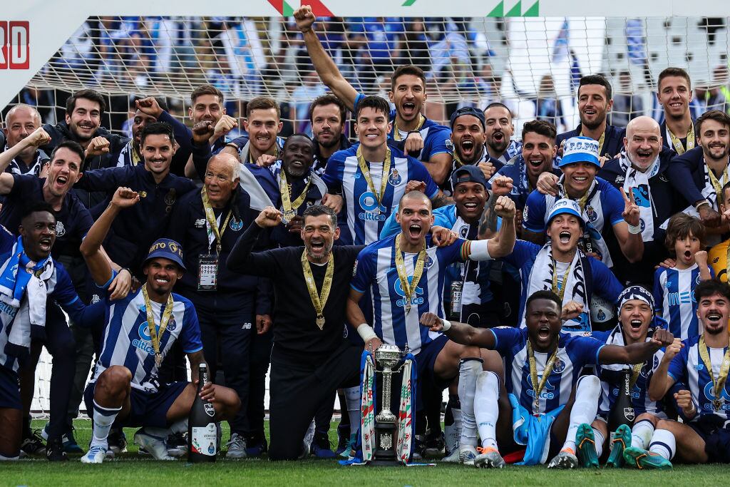 Jugadores del FC Porto. (Photo by Carlos Rodrigues/Getty Images)