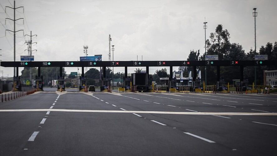 Se busca establecer que la distancia mínima entre dos peajes sea de 150 kilómetros.. Foto: Colprensa