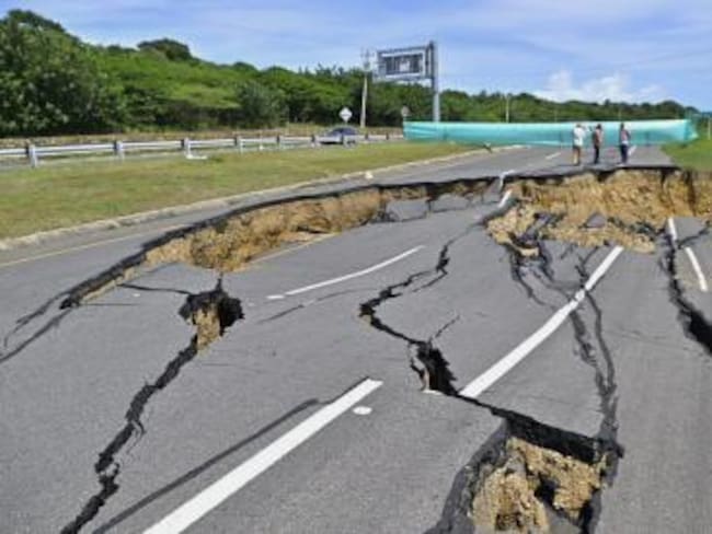 Colapso vía Barranquilla-Cartagena. Foto: Twitter @AgmethEscaf