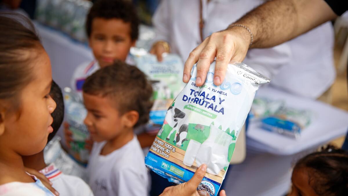 Fedegán y Alcaldía de Santa Marta llevaron leche a niños de poblaciones vulnerables