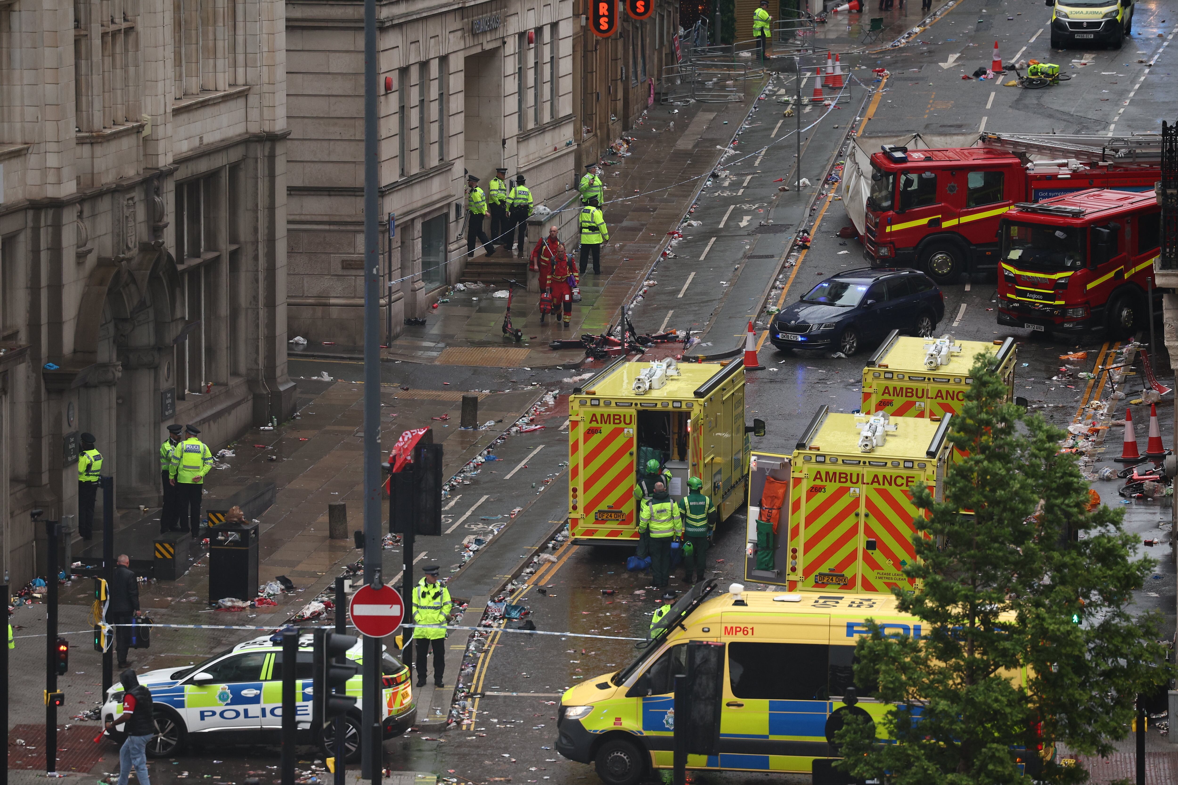 Cuatro personas continúan hospitalizadas en estado grave tras el atropello en Liverpool. EFE/EPA/ADAM VAUGHAN