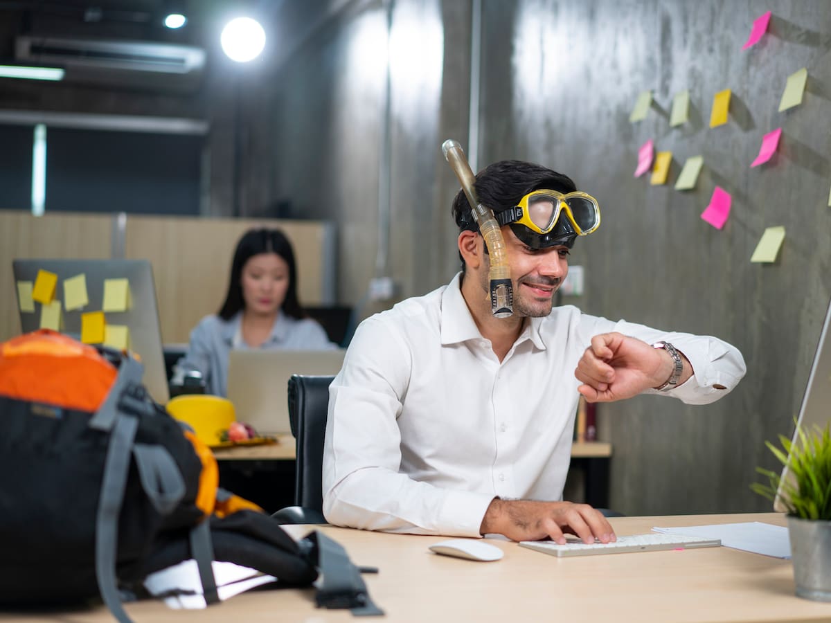 ¿Pueden negarle las vacaciones en su trabajo? Esto dice la ley