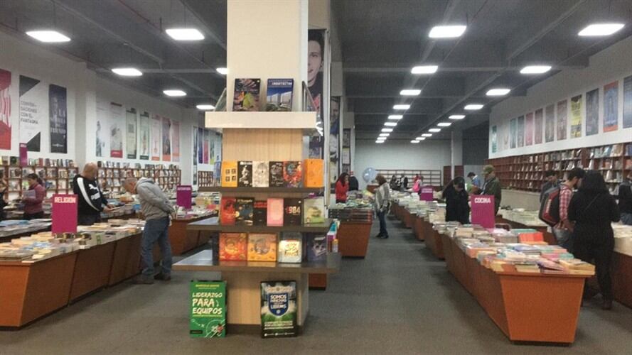Mario Mendoza y Keco Olano harán parte de la inauguración de libreria en Bogotá . Foto: Cortesía