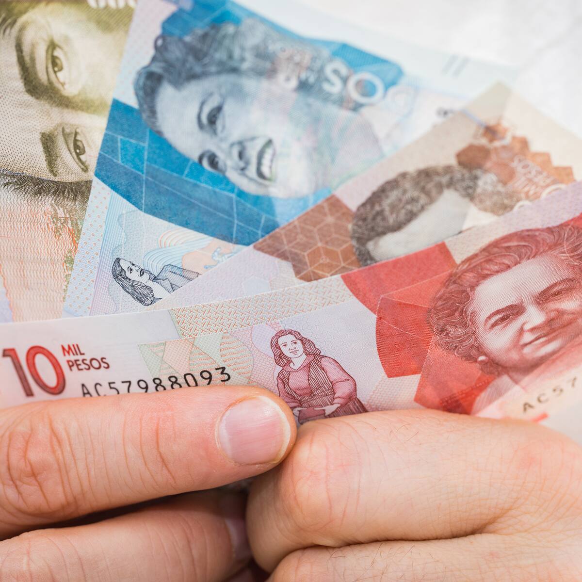 Tabla de Retención en la Fuente 2025: Así quedaron las tarifas actualizadas tras nuevo decreto