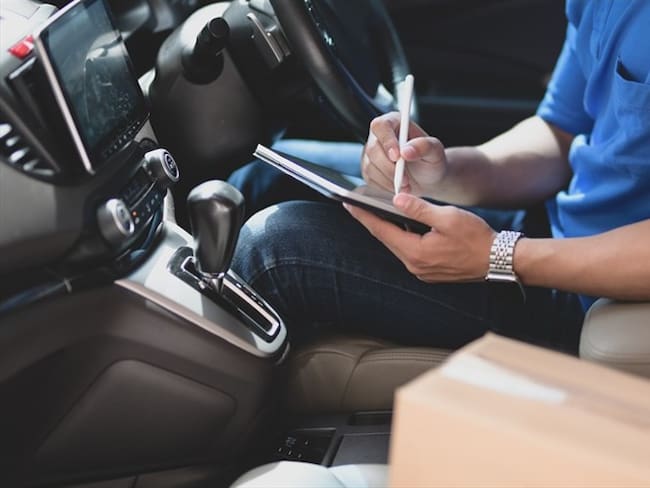 Pablo Elías González, director de la Unidad Nacional de Protección, dijo que por lo menos cinco vehículos de la entidad no cumplen con el blindaje adecuado. Foto: Getty Images