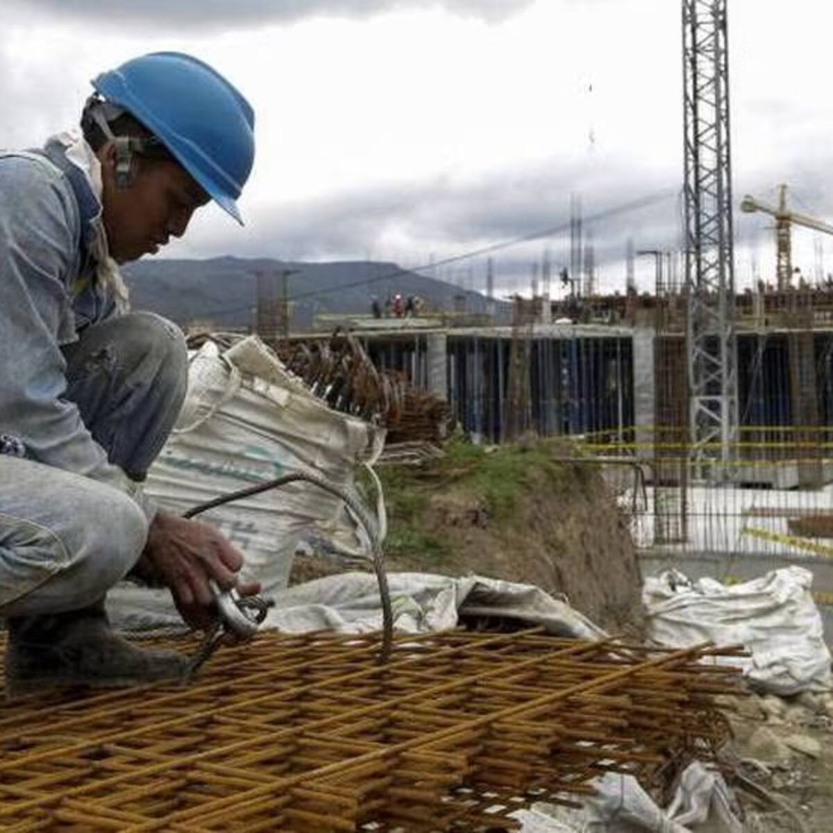 Evalúan reubicación de damnificados por lluvias en el Atlántico