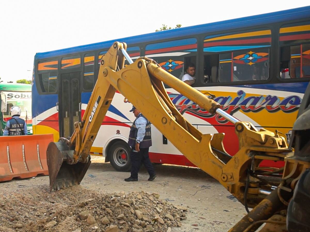Obras paralizadas: piden al Gobierno acciones frente al mal estado vial en Barranquilla