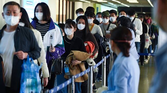 Balance de muertos en China por coronavirus sube a 717. Foto: Getty Images
