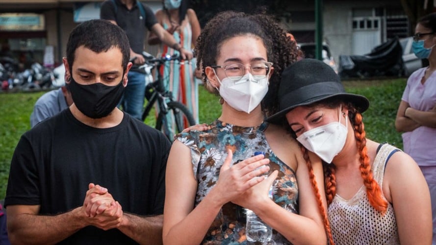 Congreso tomará decisión de parar violencia o ser cómplice: hermana de Lucas Villa. Foto: Getty Images