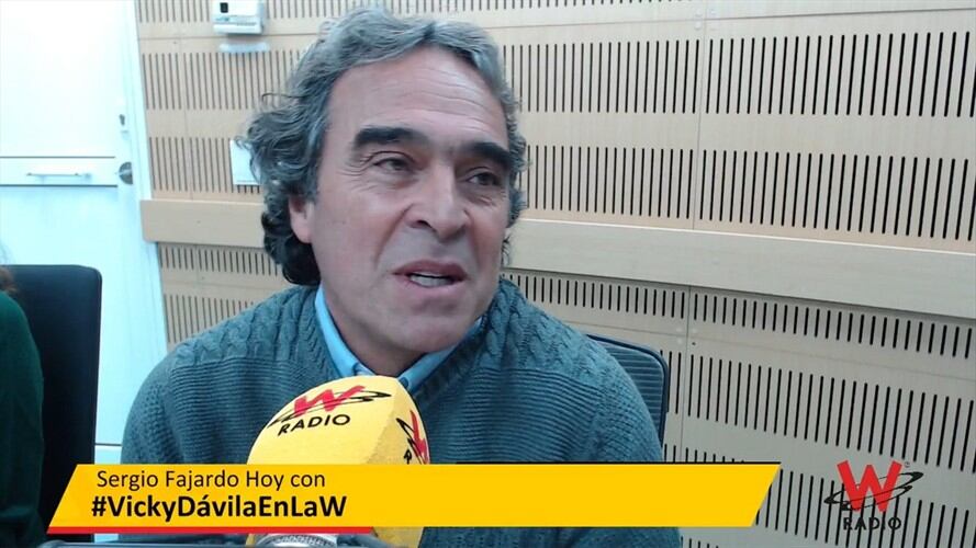 Sergio Fajardo en La W. Foto: La WCon Vicky Dávila