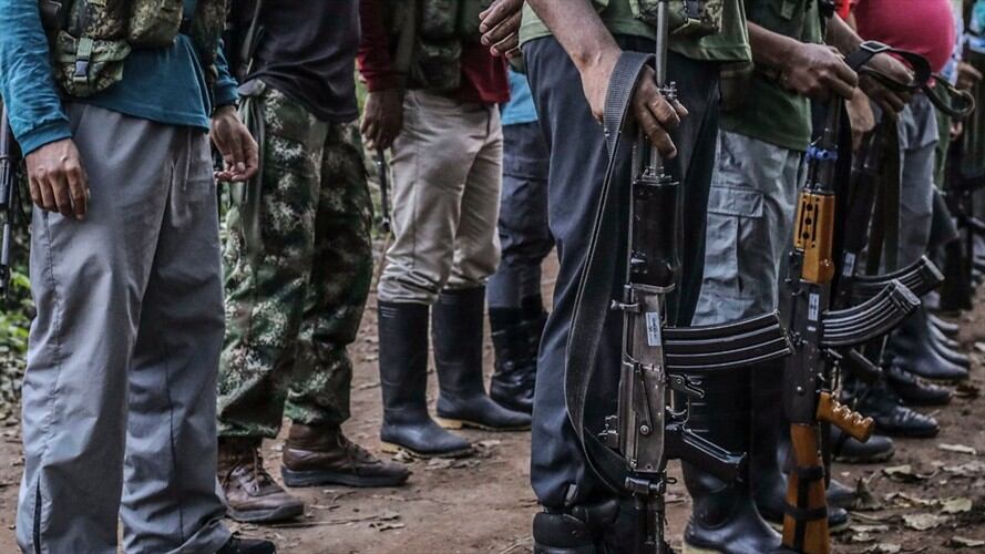 Excombatientes de las Farc recibieron escrituras de sus futuras viviendas. Foto: JOAQUIN SARMIENTO/AFP via Getty Images
