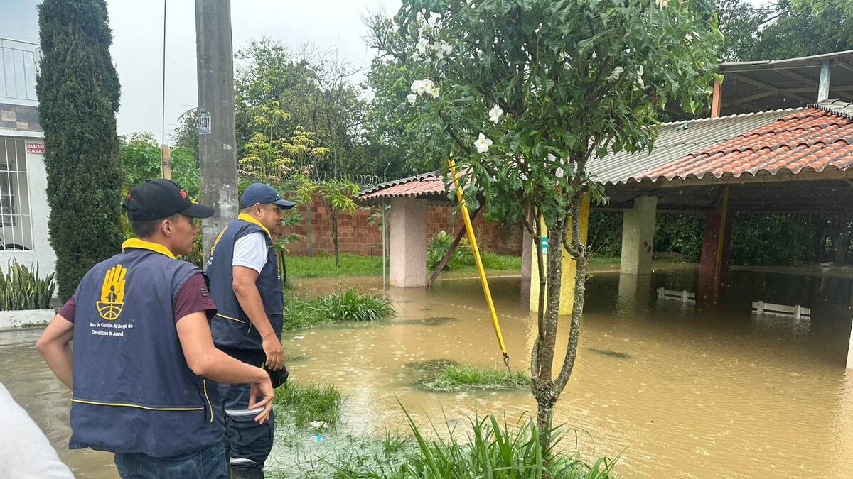 Barrios afectados por inundaciones y derrumbes tras fuertes lluvias en Jamundí