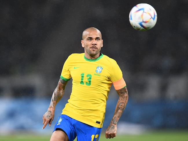 Dani Alves. (Photo by CHARLY TRIBALLEAU/AFP via Getty Images)