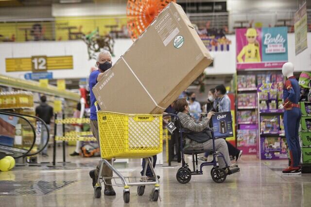 Día sin IVA en Colombia. Colprensa