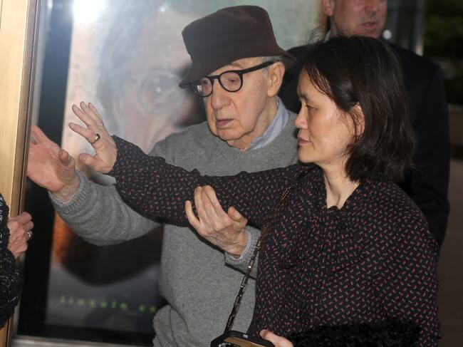 NEW YORK, NEW YORK - SEPTEMBER 30: Woody Allen and Soon-Yi Previn arrive at the opening night of Lincoln Center Theater's "McNeal" on Broadway at The Vivian Beaumont Theater. (Bruce Glikas/WireImage via Getty Images)