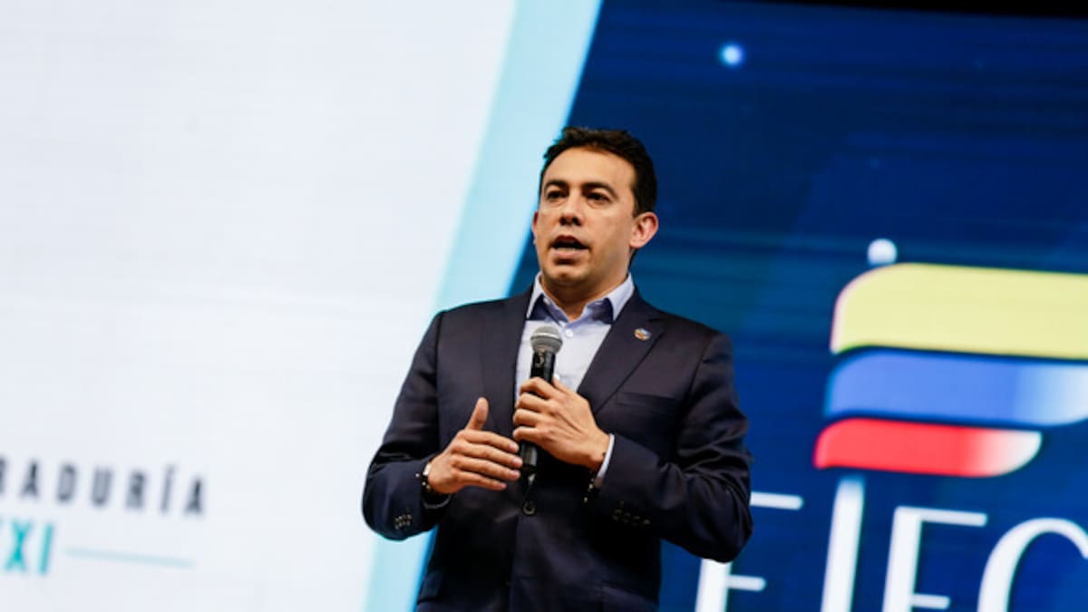 Niegan medida que pretendía suspender al registrador Alexander Vega