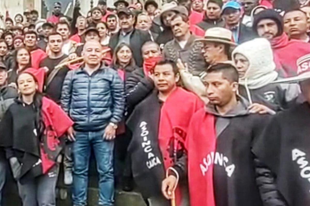 Los educadores afiliados a Asoinca, decidieron continuar con las movilizaciones en Bogotá. Crédito: Asoinca. 