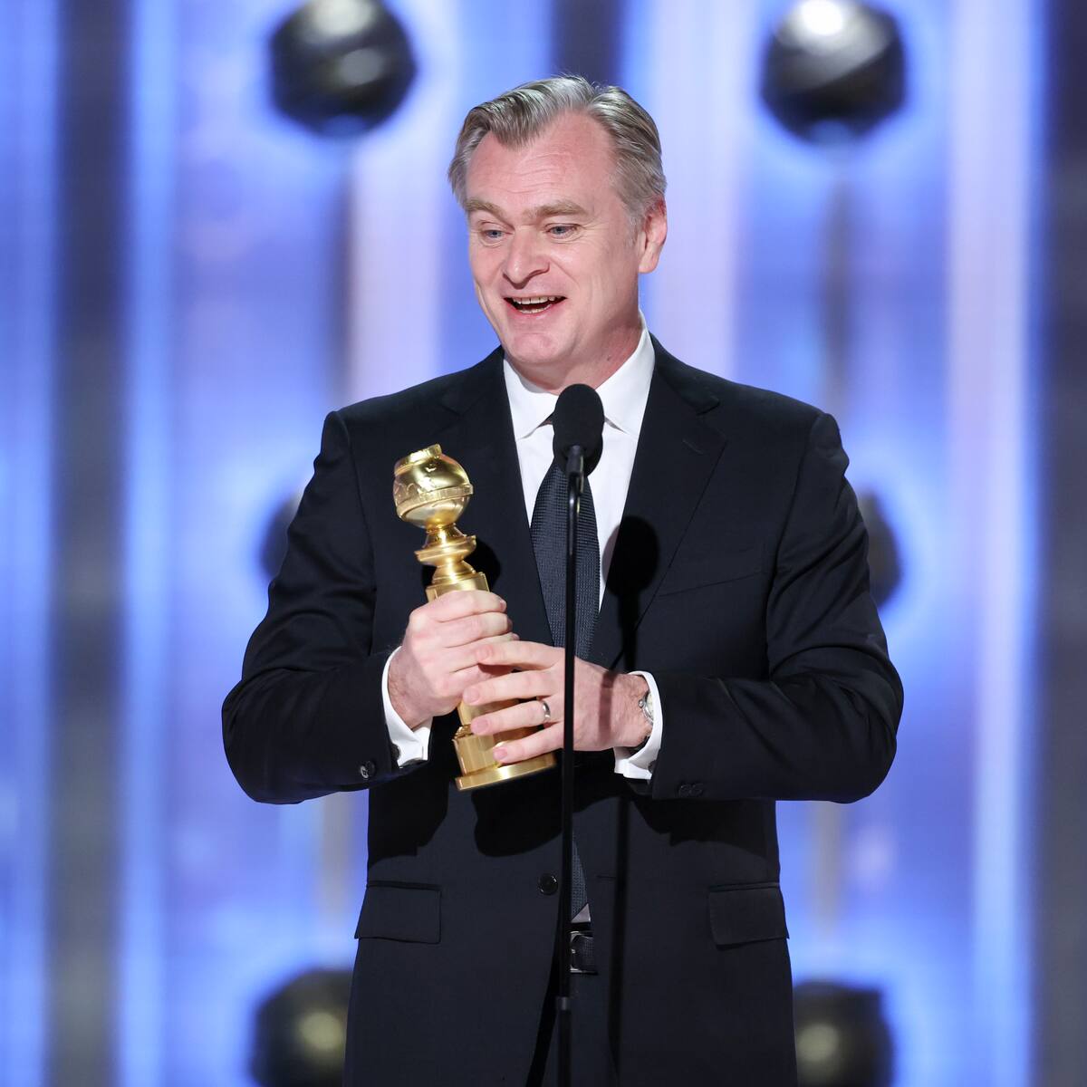 Christopher Nolan se lleva el Globo de Oro al mejor director por “Oppenheimer”