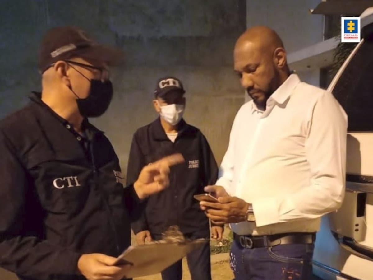 Cárcel para cantante de vallenato que habría atacado a su excompañera sentimental