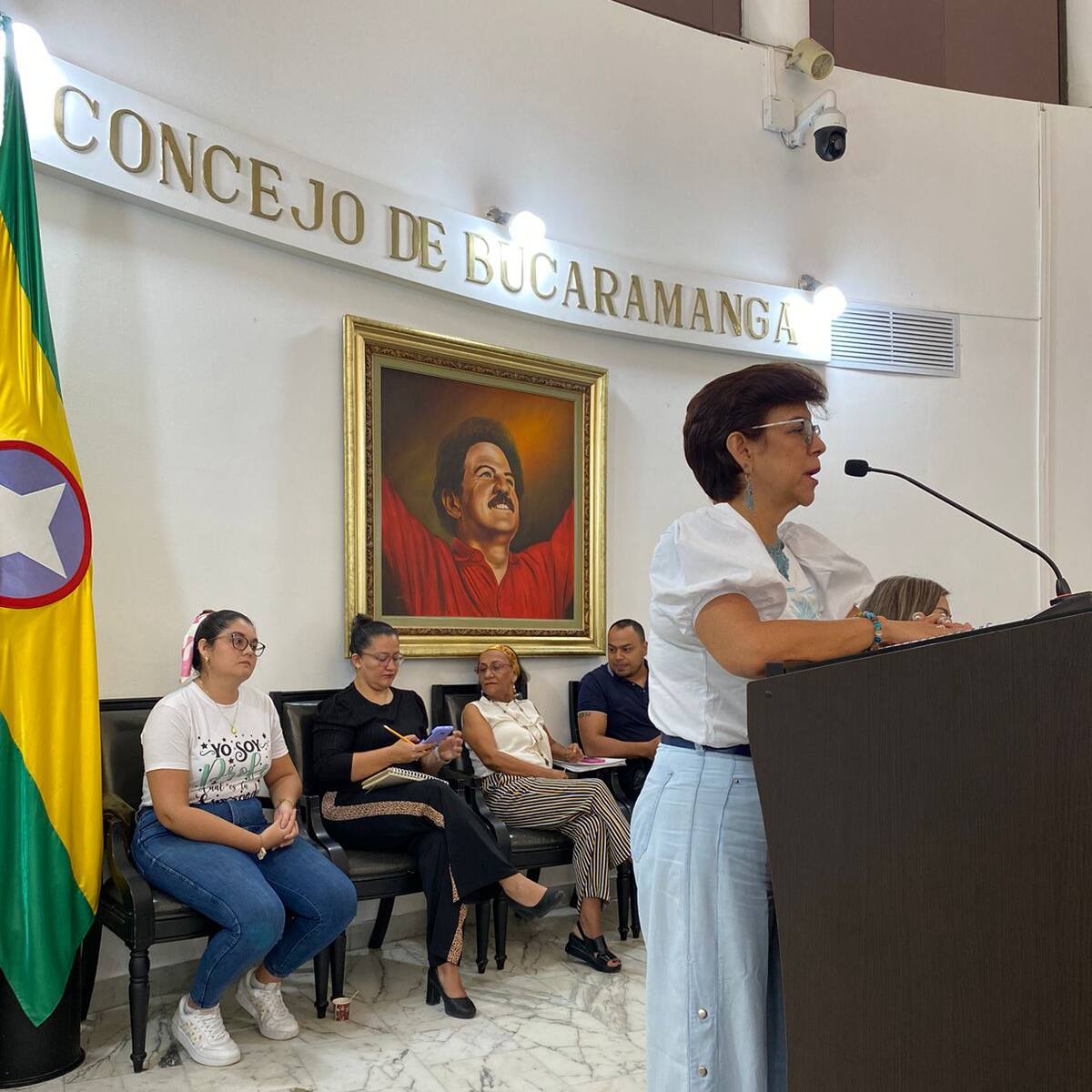 Docentes en Bucaramanga esperan ser nombrados a pesar de estar en lista de elegibles