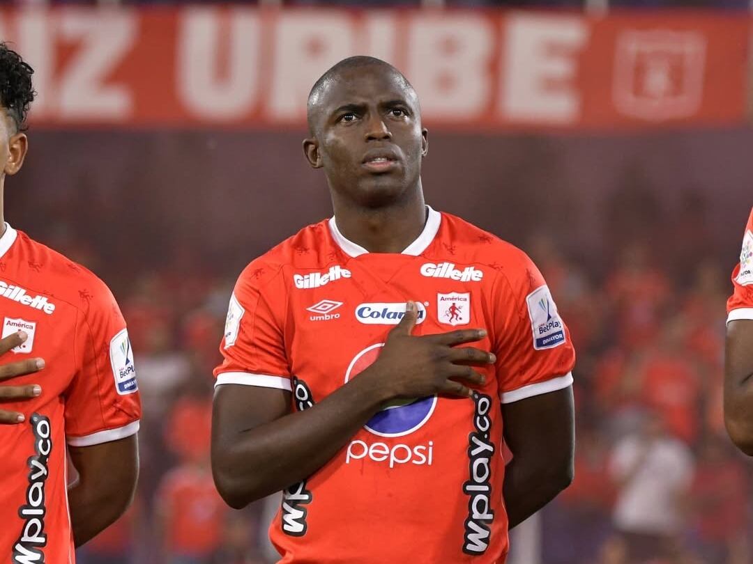 El jugador no descartó algún tipo de complicidad desde la entidad bancaria. Foto: @luispaz1719