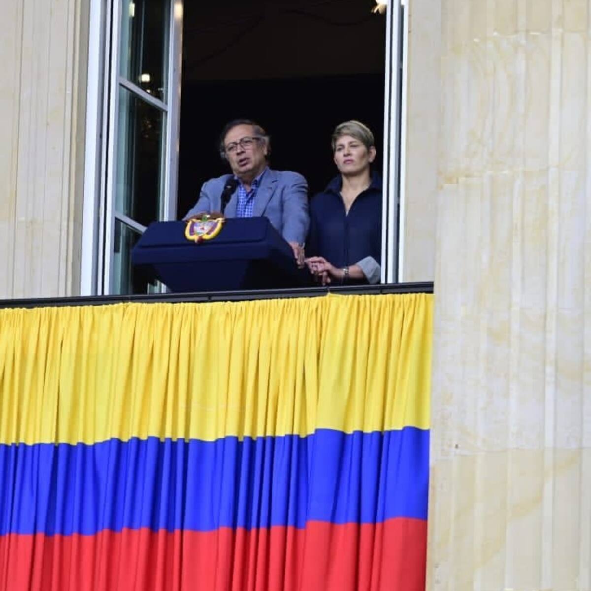 Trabajar día y noche implica duplicar periodo presidencial; equivale una reelección: Petro