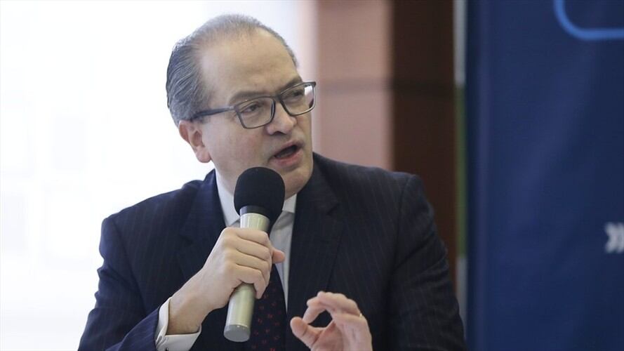 Fernando Carrillo alertó sobre la intención de la cuestionada multinacional brasilera Odebrecht de entrar en la licitación del Metro de Bogotá. Foto: Colprensa