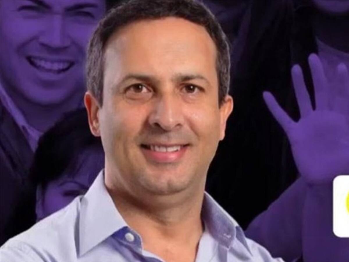 CNE formuló cargos contra el candidato a la alcaldía de Medellín, Santiago Gómez