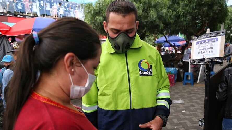 Pico y cédula en Bogotá. Foto: Colprensa